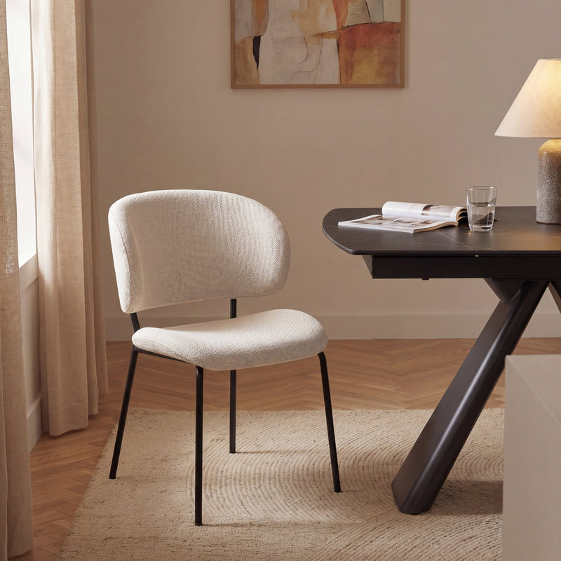 Chaise de salle à manger Luminairen, pieds en acier, Gris clair
