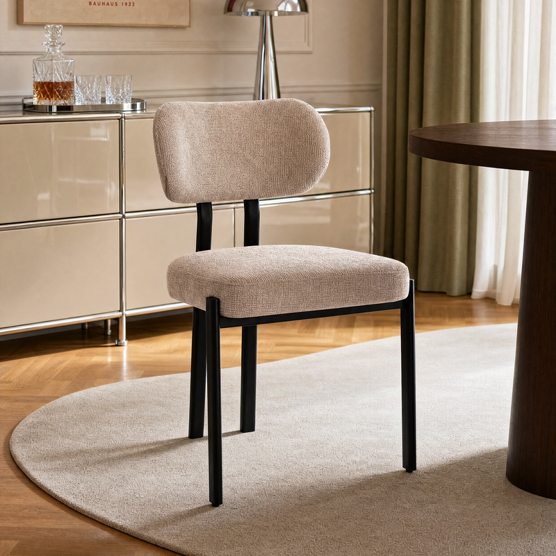 Chaise de salle à manger Elysian, rembourrée pieds acier, Beige
